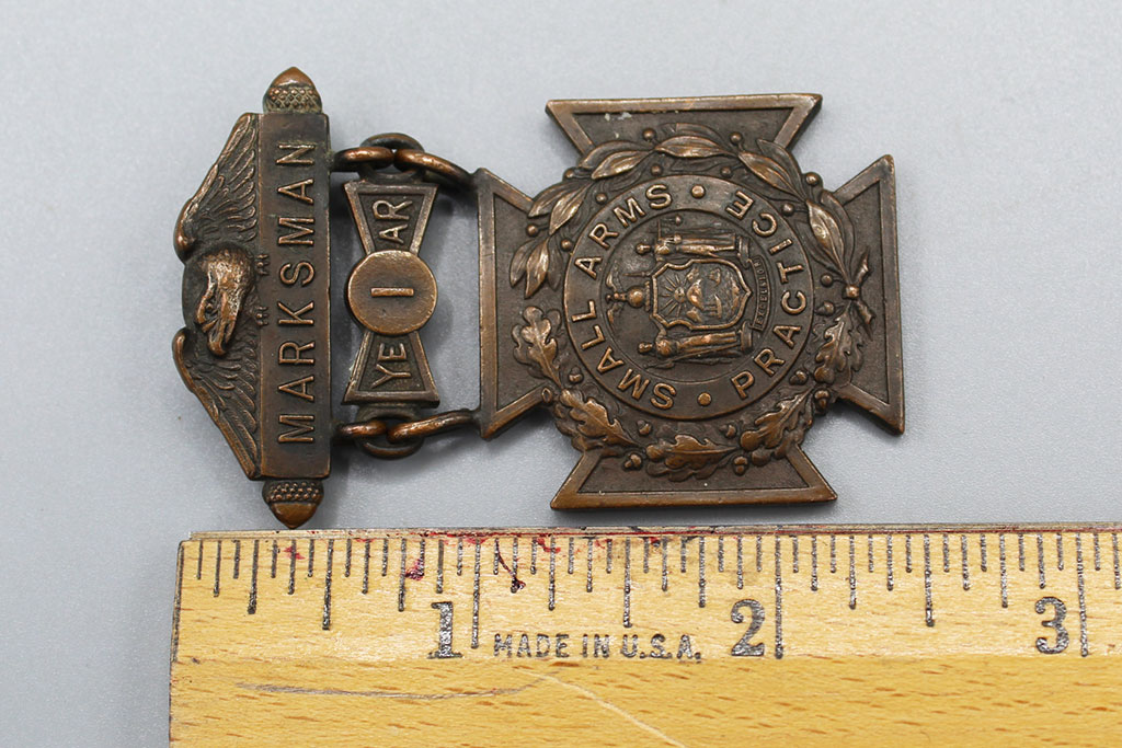 US NY NG Marksman Small Arms Medal 1 yr . FLU1947 - Time Traveler