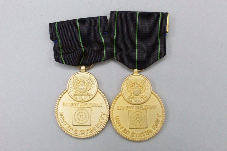 US Navy Expert Rifleman medal - Priced Each . YMU4486 - Time Traveler ...