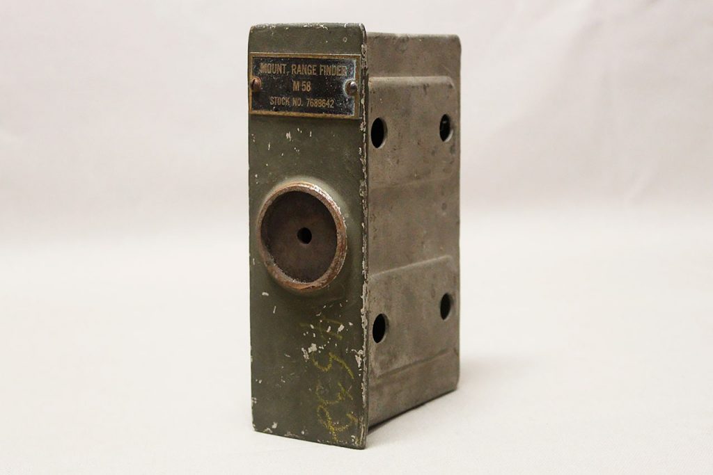 US Army Range Finder Mount M58 . FLU3154 - Time Traveler Militaria