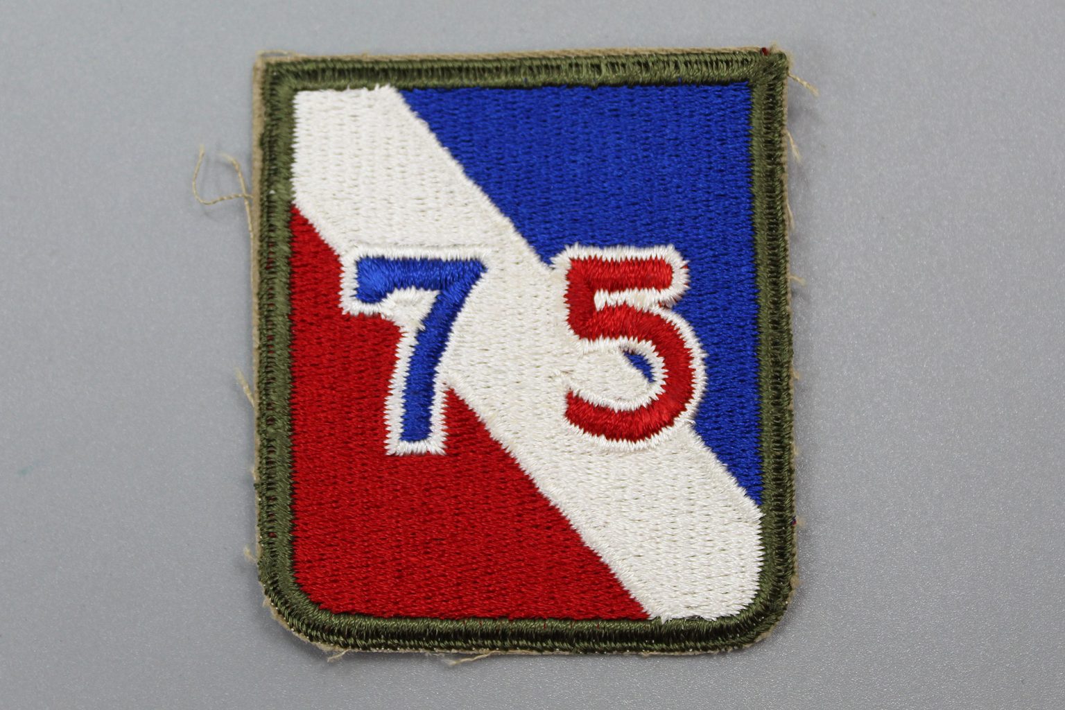 US 75th Infantry Division Patch - WW2 . USP523 - Time Traveler Militaria