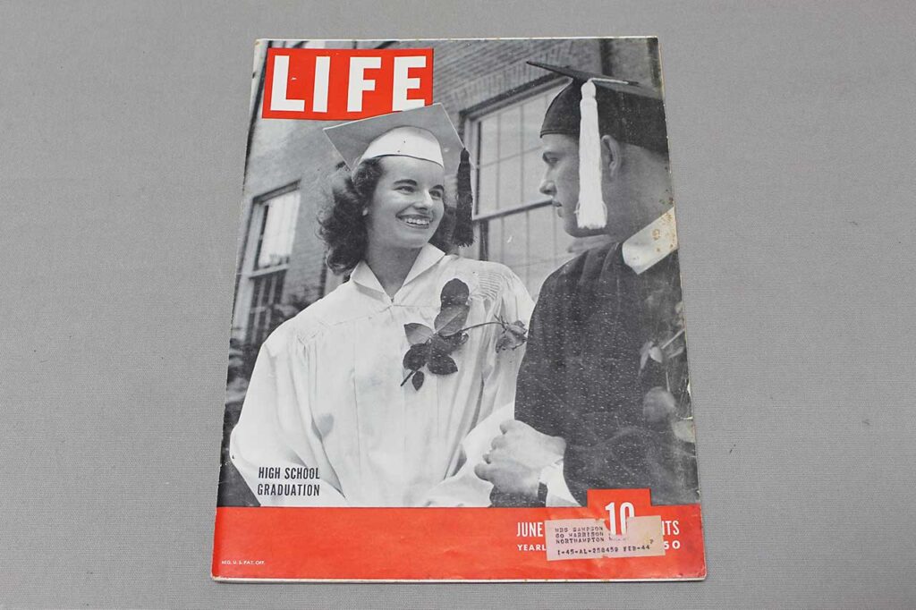 Life Magazine June 14 1943 . BOOK195 - Time Traveler Militaria