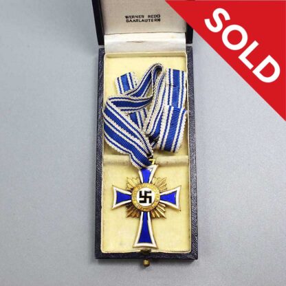 SOLD WW2 German Mother's Cross Medal in Case. GO6181cxcc