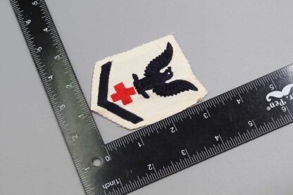 US WW2 WAVES Female Pharmacist 3rd Class Insignia . USP198 - Image 3