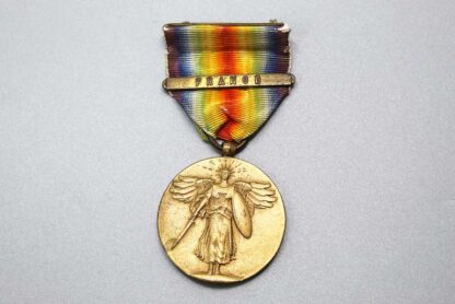 US WW1 Victory Medal w/France Bar . YMU4836