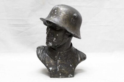 Early WW2 German Soldier Bust . EFL4763