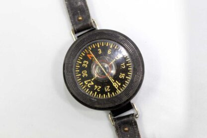 WW2 German Luftwaffe Wrist Compass AK39 Kadlec . EFL4785 - Image 2