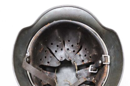 WW2 German M35 Luftwaffe Helmet ET68 . HG1511 - Image 9